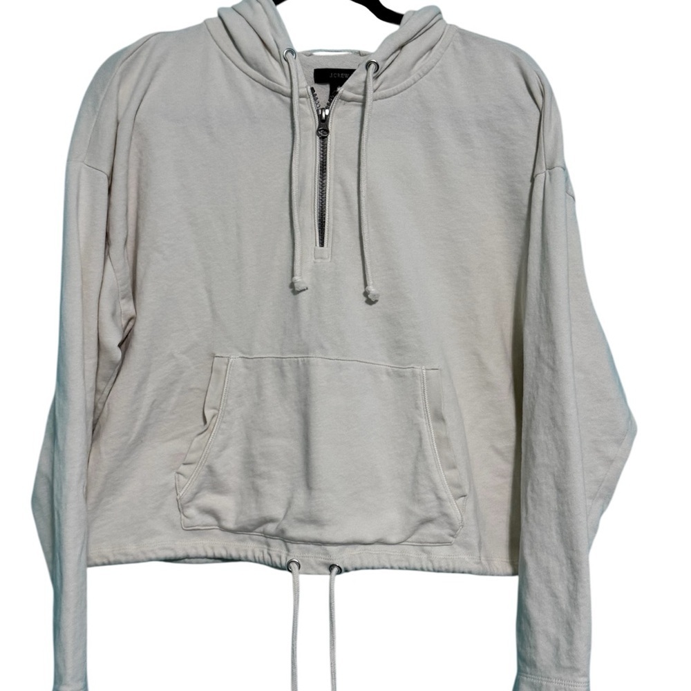 J.Crew white cropped hoodie with drawstring waist and pockets. Size S